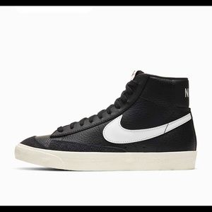 Nike Blazer mid 77' black suede womens/youth size 7